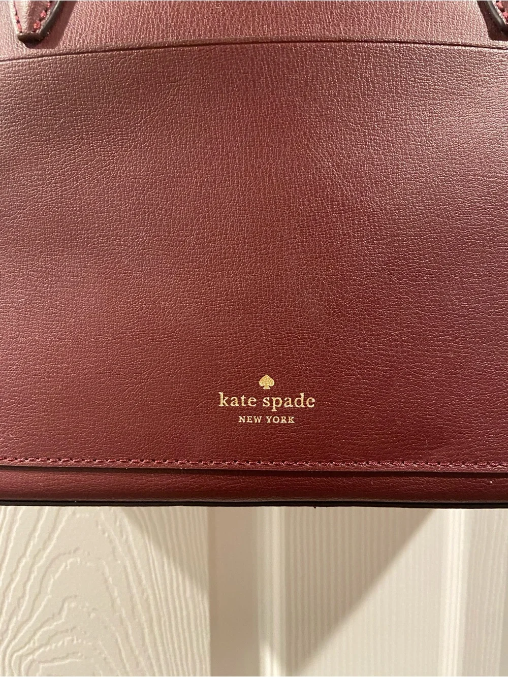 ♠️ Kate Spade Adel Large Tote - Burgundy ♠️